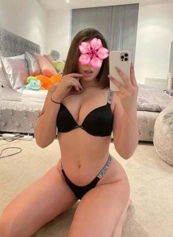 בחיפה בחורה מתוחכמת