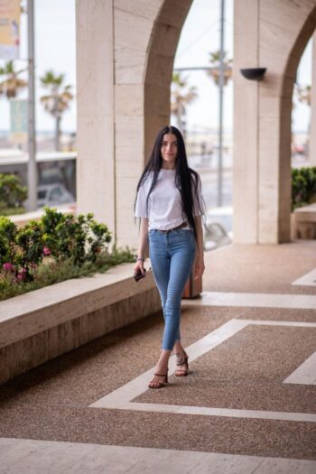 ליזה חדשה – חטובה בת 25 מקצוענית תל אביב