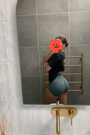 מטפלת כוסית בהוד השרון
